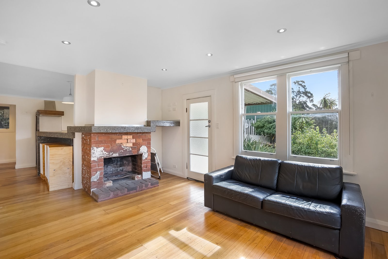 422 Strickland Avenue SOUTH HOBART 2