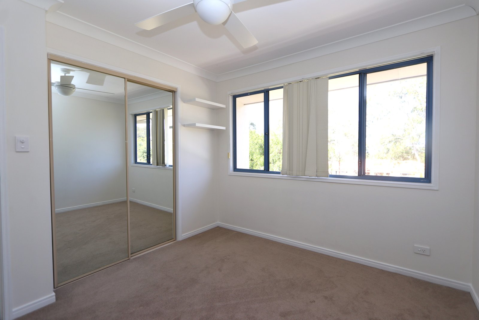 42/2 Studio Drive, PACIFIC PINES QLD 4211