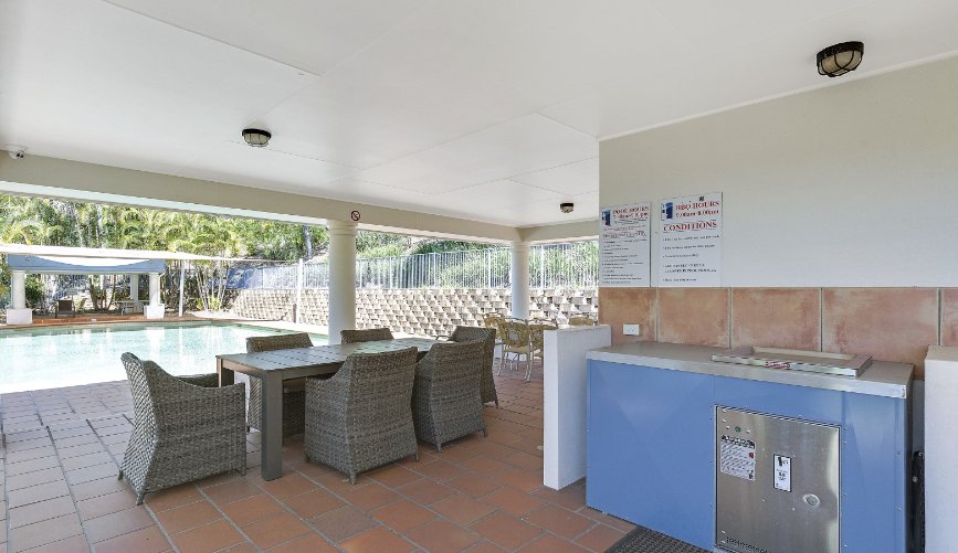 42/2 Studio Drive PACIFIC PINES 19