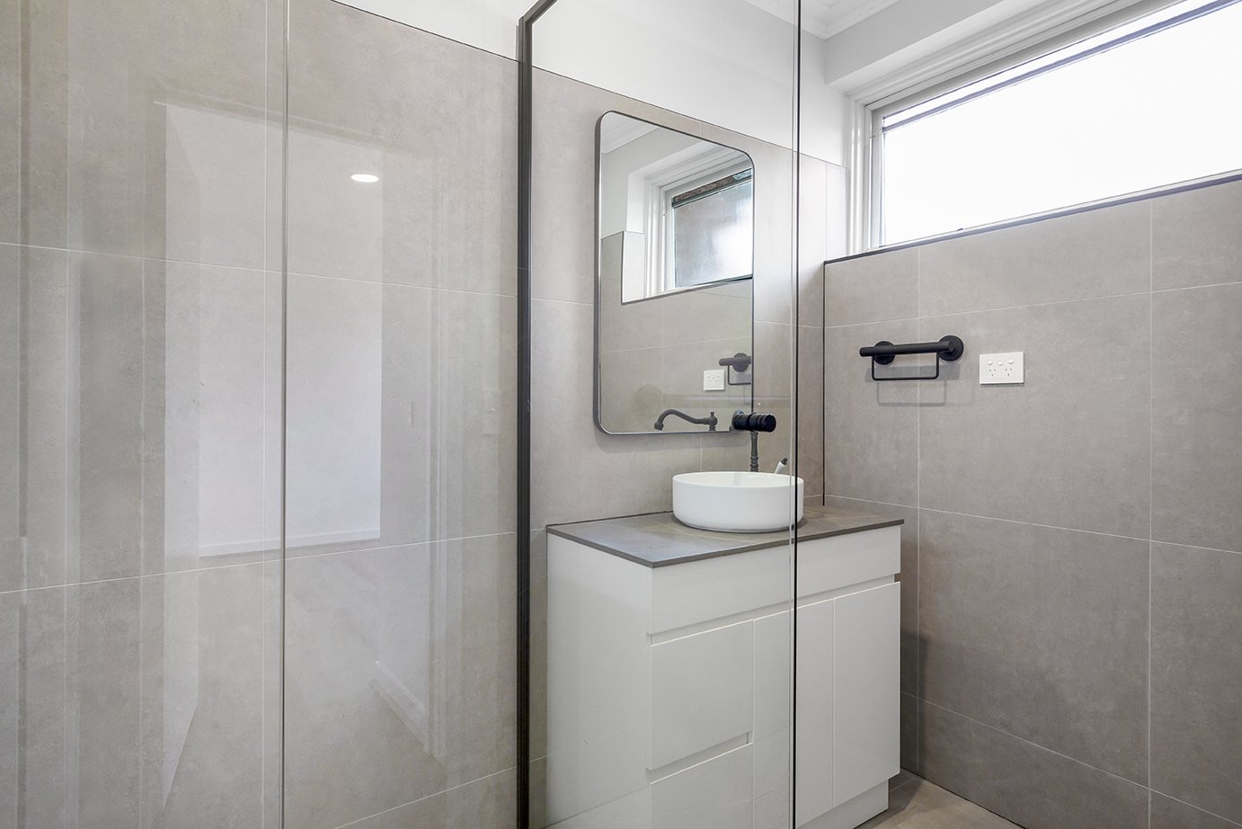 Real Estate and Property in 4/22 Victoria Street, Elsternwick, VIC