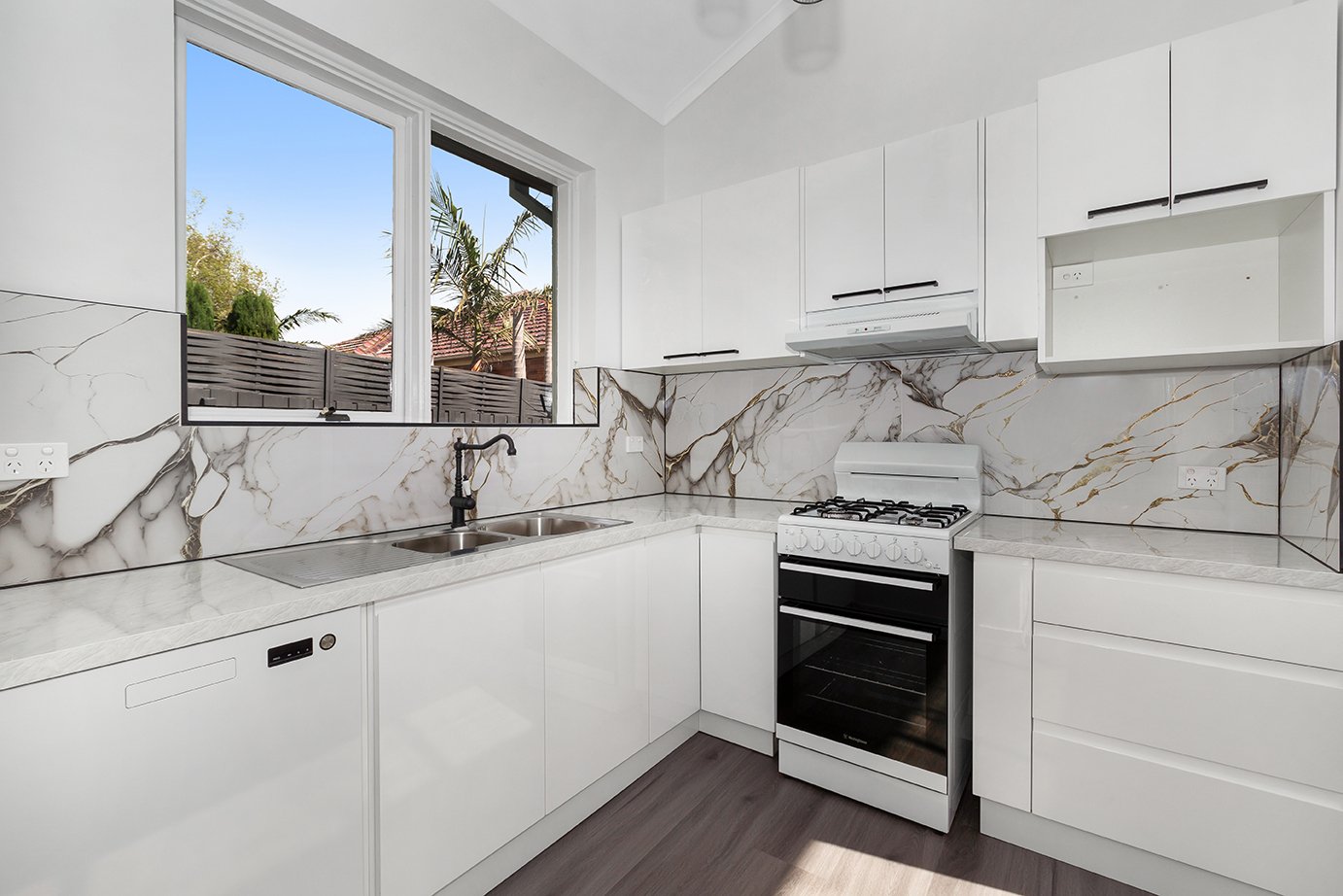 Real Estate and Property in 4/22 Victoria Street, Elsternwick, VIC