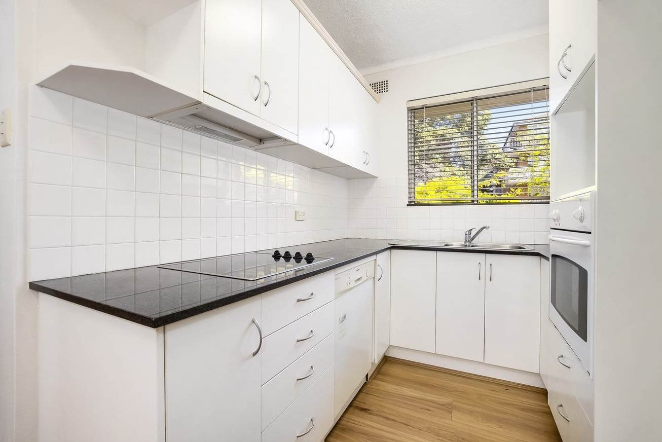 4/22 Villiers Street KENSINGTON 3