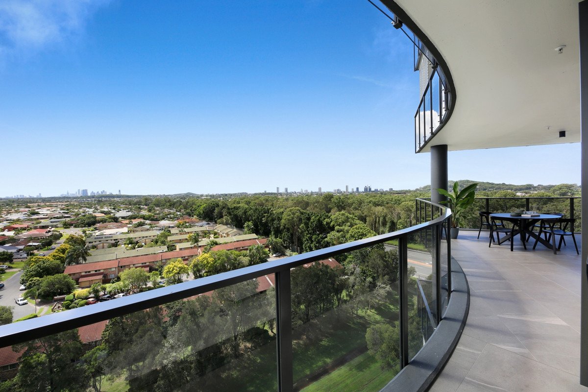 42/20 Executive Drive Burleigh Waters 11
