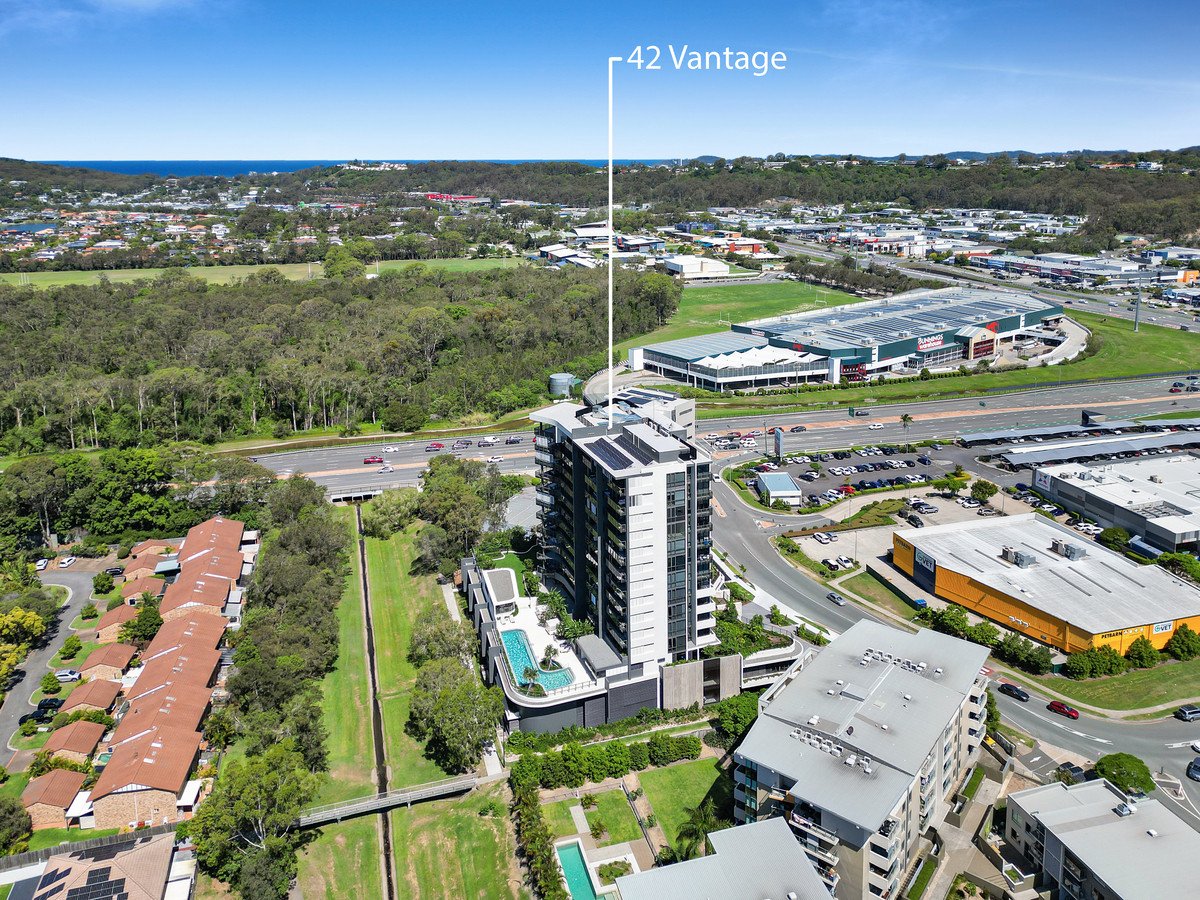 42/20 Executive Drive Burleigh Waters 32