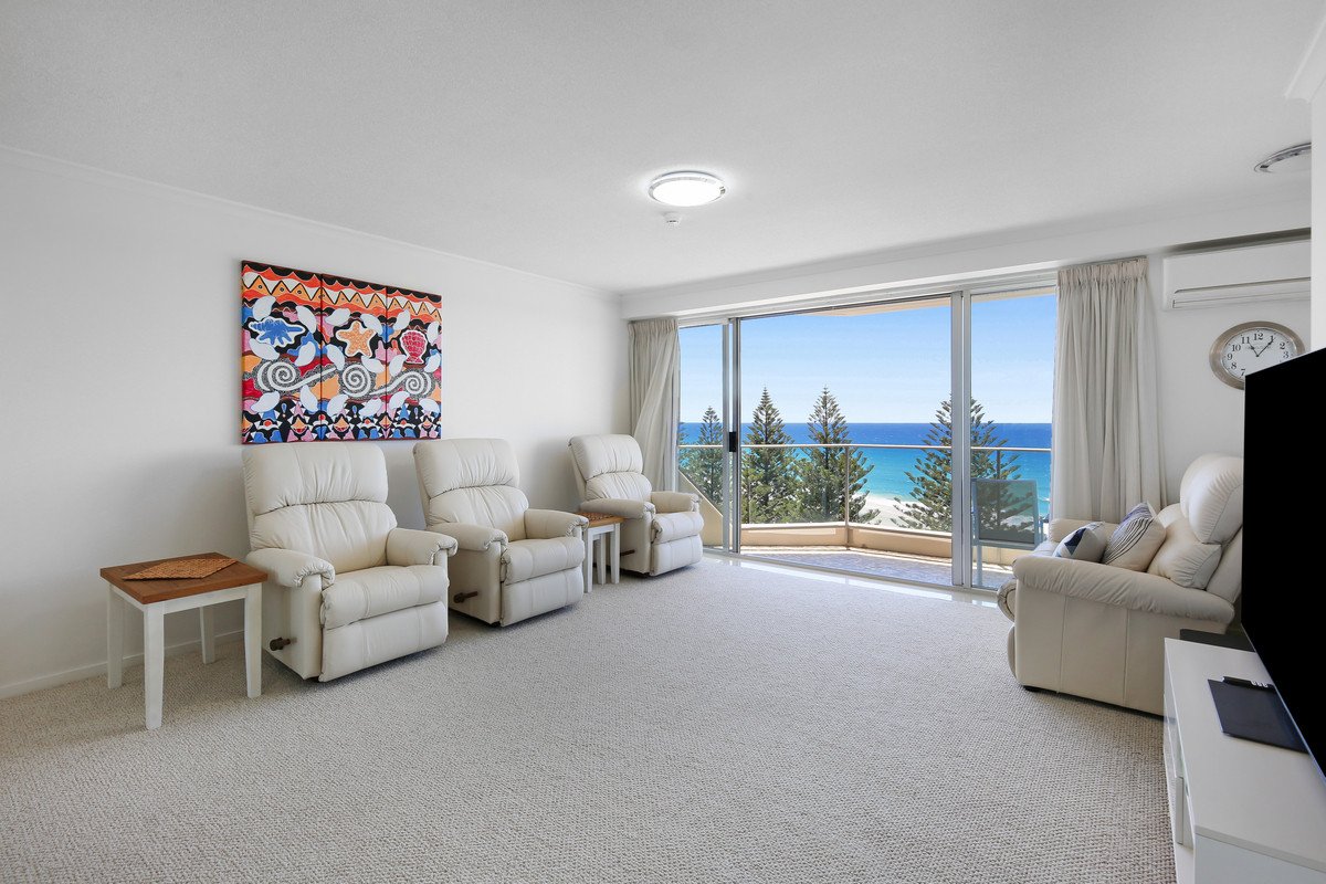 42/202 The Esplanade Burleigh Heads 8