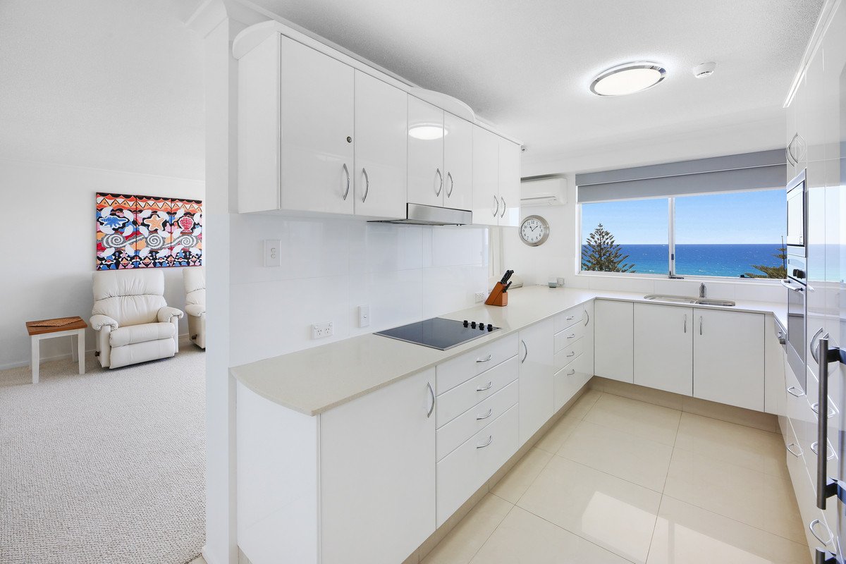 42/202 The Esplanade Burleigh Heads 14