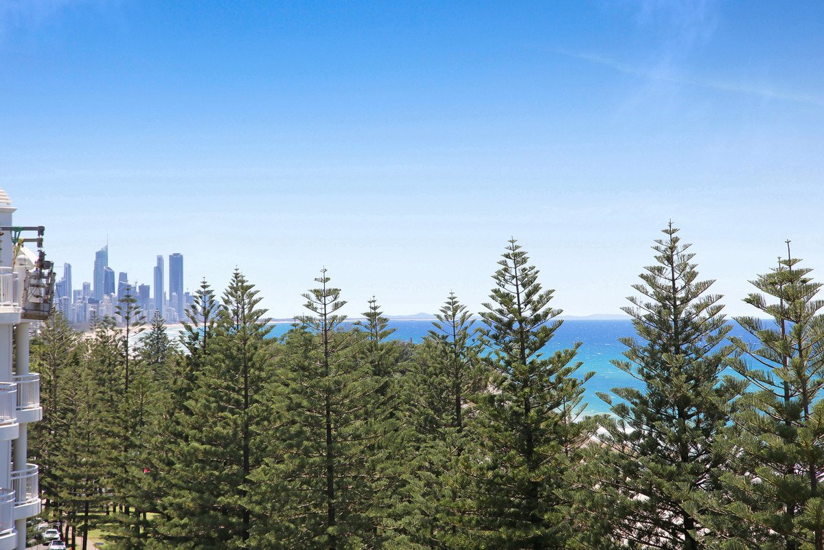 42/202 The Esplanade Burleigh Heads 22
