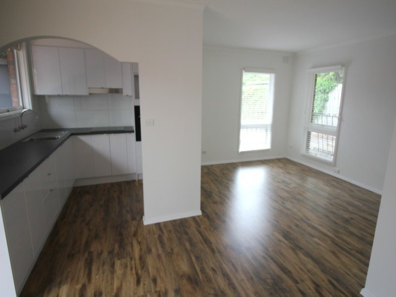 Gallery: 4/226 Warrigal Road
