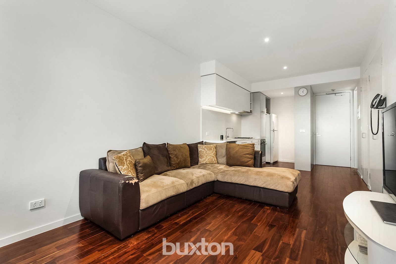 Gallery: 422/660 Blackburn Road