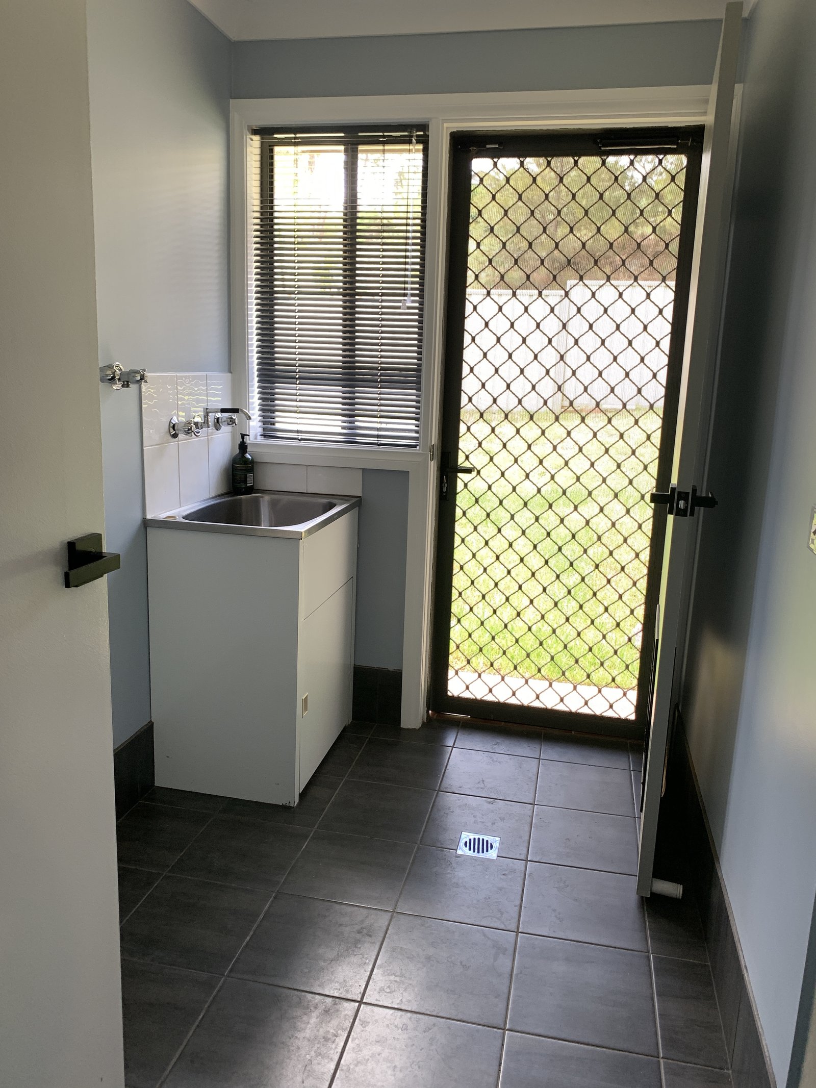 4/227 Wynyard Street TUMUT 9