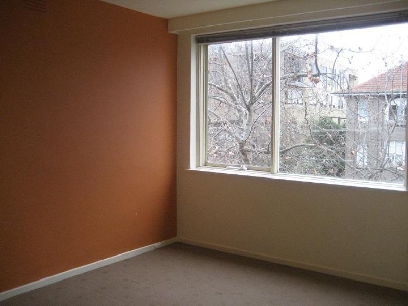 Gallery: 4/23 Acland Street