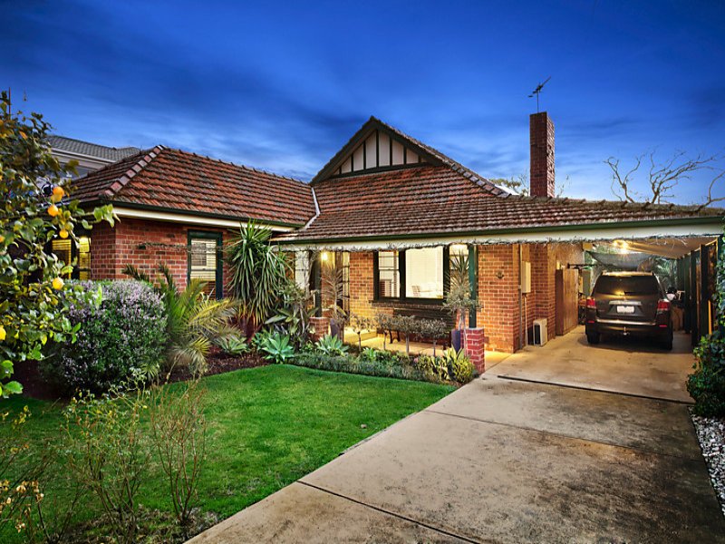 Gallery: 423 Bluff Road