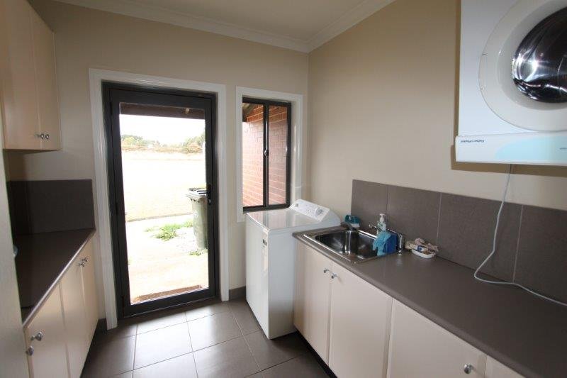 423 Clunes Road CRESWICK 16