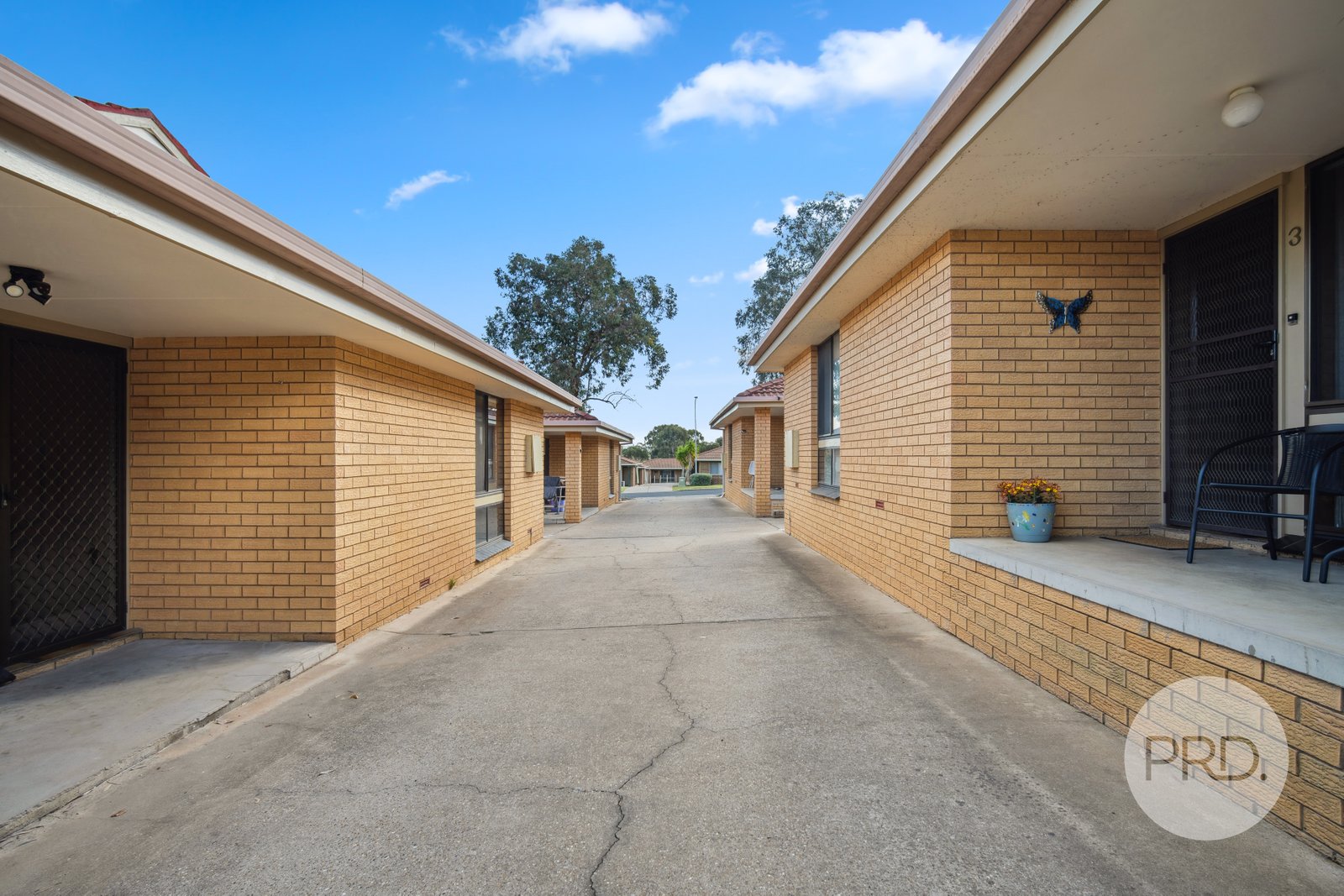 4/23 Dove Street MOUNT AUSTIN 1