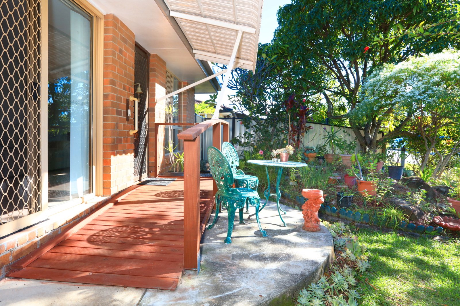 4/23 Galloway Drive ASHMORE 2