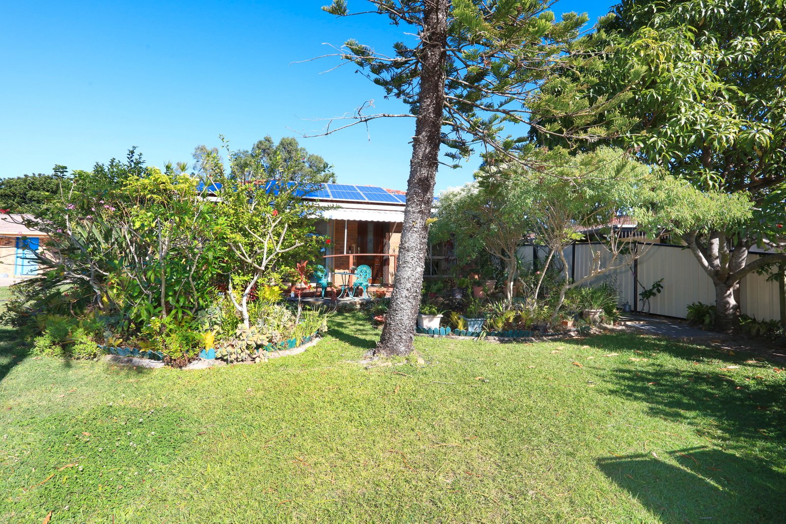 4/23 Galloway Drive ASHMORE 3