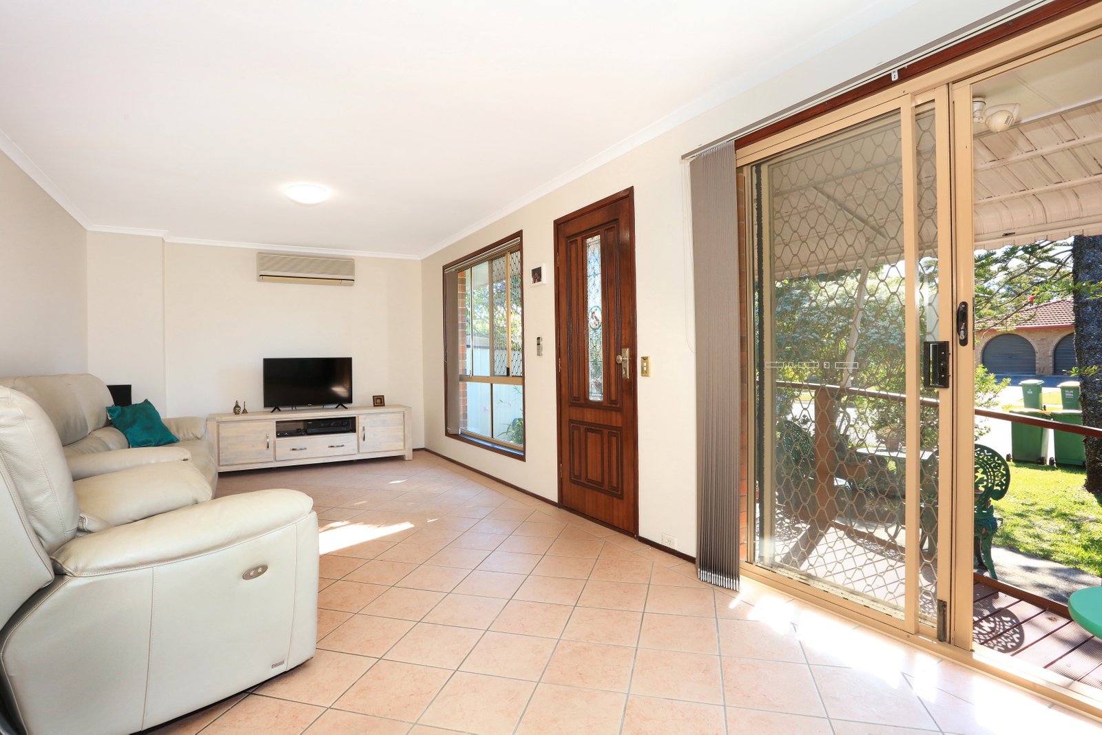 4/23 Galloway Drive ASHMORE 5