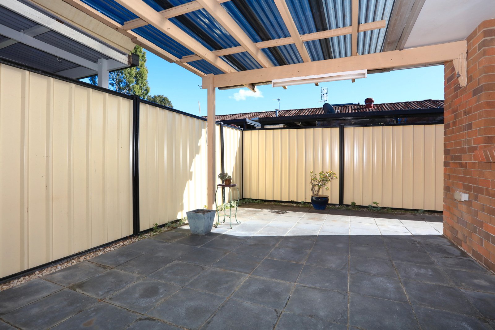 4/23 Galloway Drive ASHMORE 11