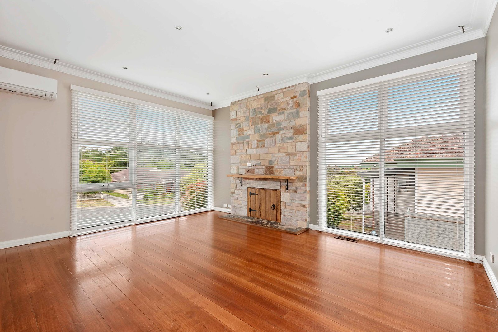 Gallery: 423 Gladstone Street