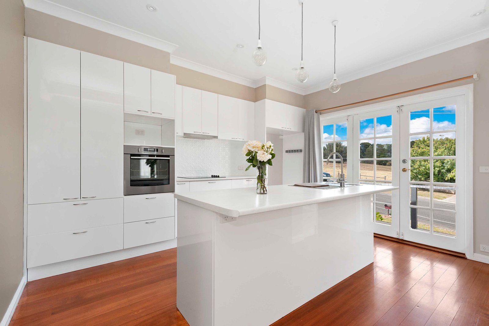 Gallery: 423 Gladstone Street