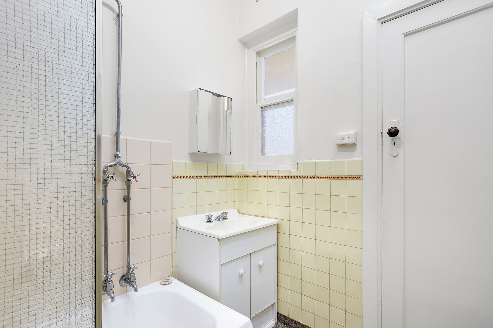 Gallery: 4/23 Sandham Street