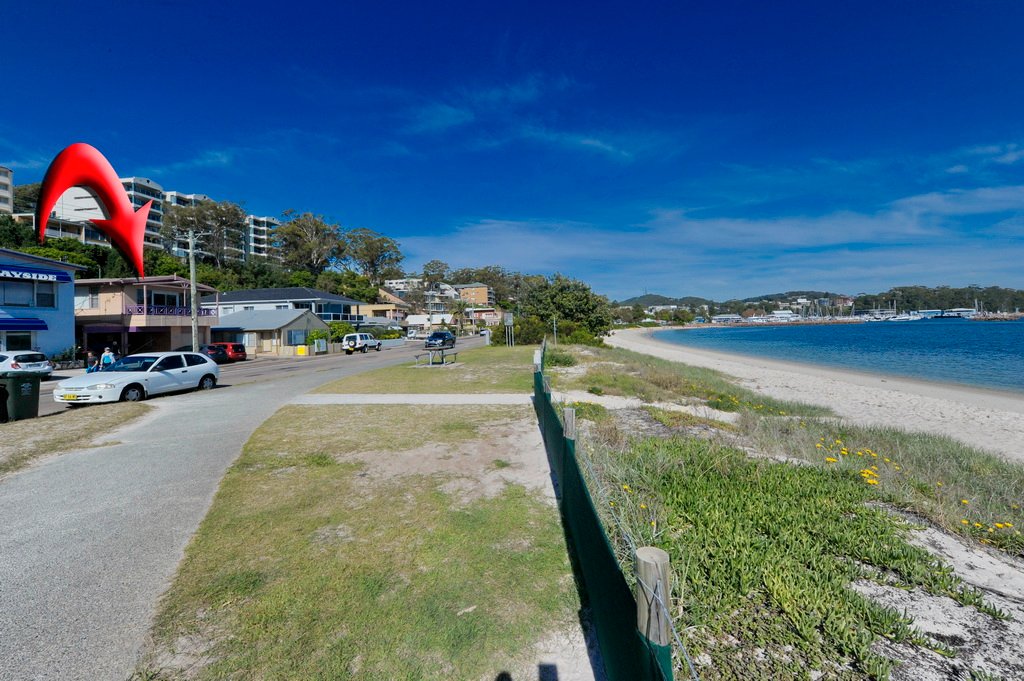 4/23 Victoria Parade NELSON BAY 4