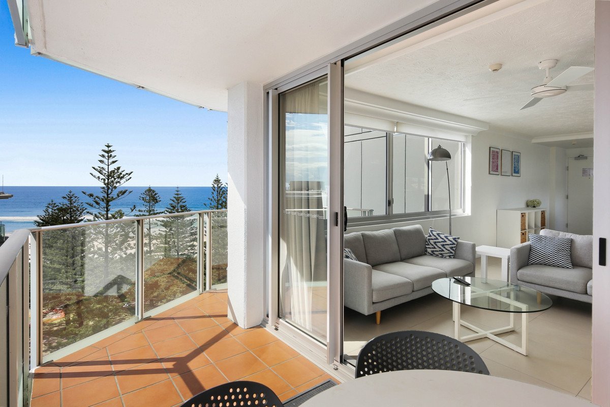 42/30-40 The Esplanade Burleigh Heads 9