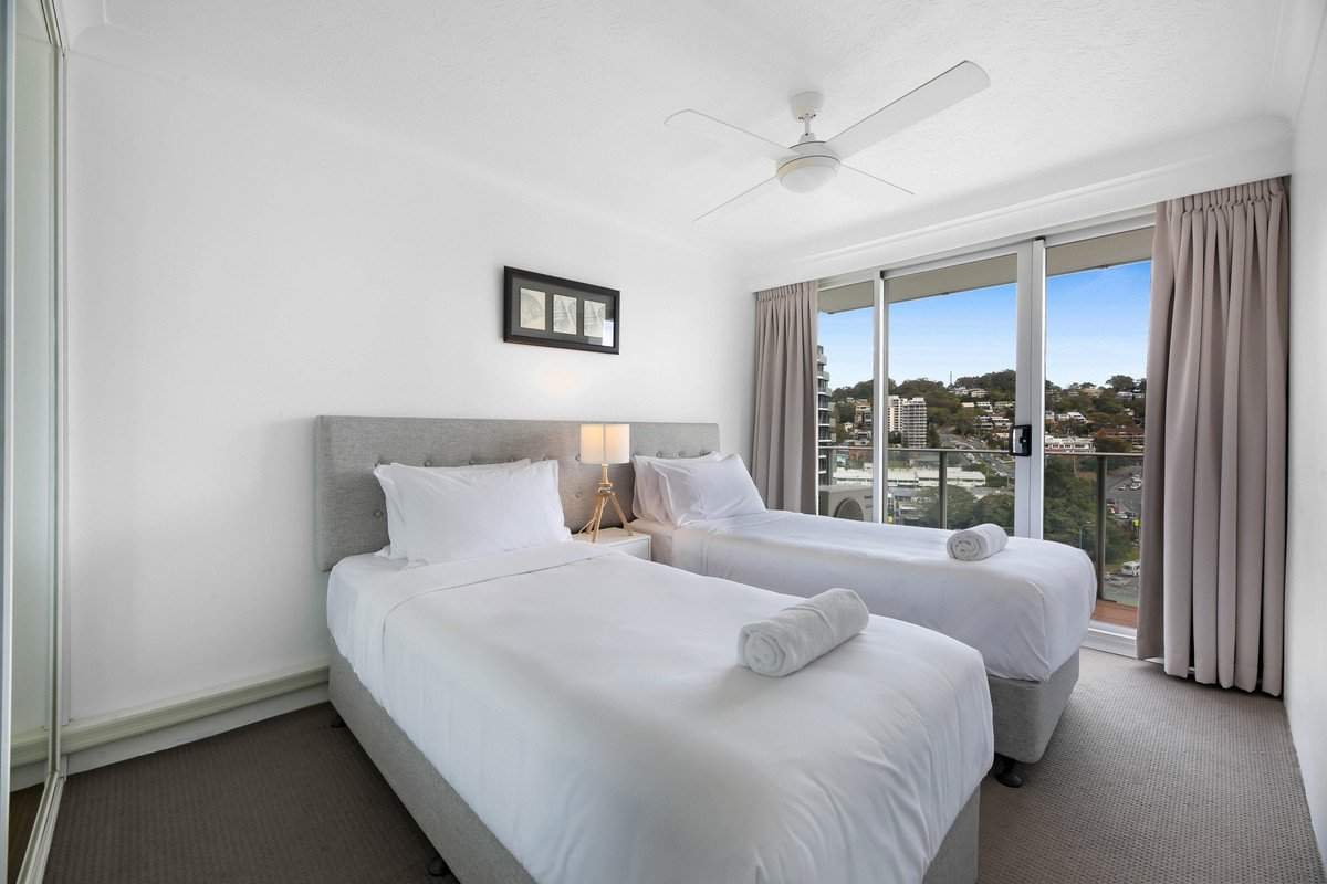 42/30-40 The Esplanade Burleigh Heads 19