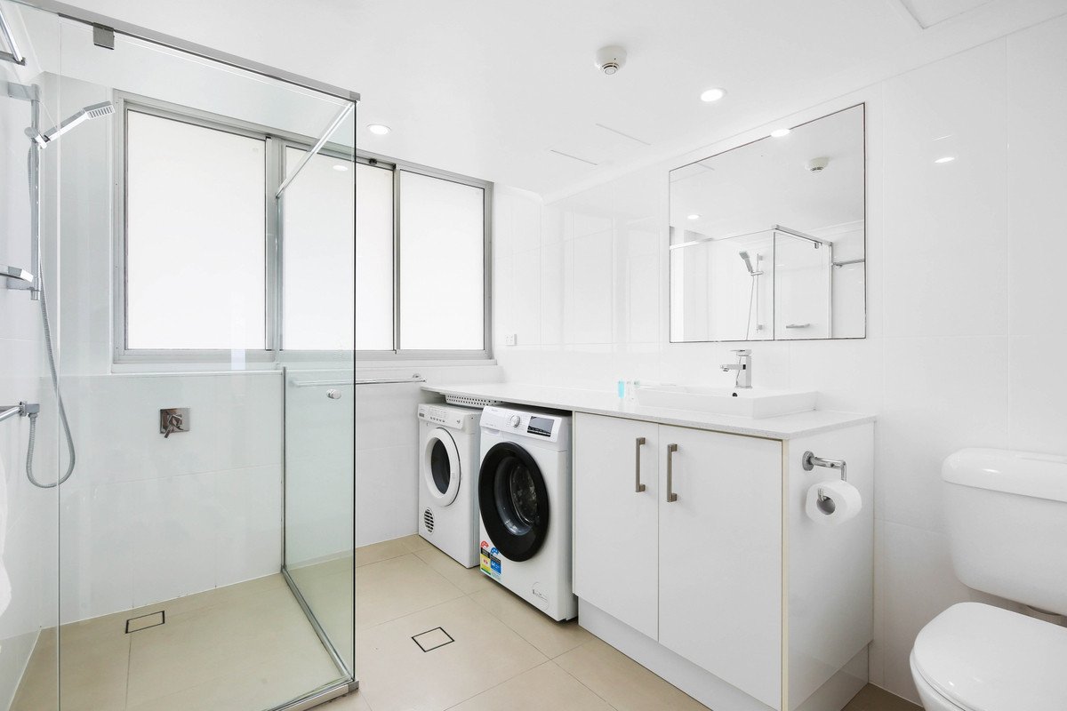 42/30-40 The Esplanade Burleigh Heads 20