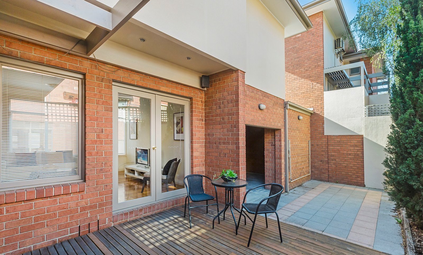 Gallery: 4/232 Cotham Road
