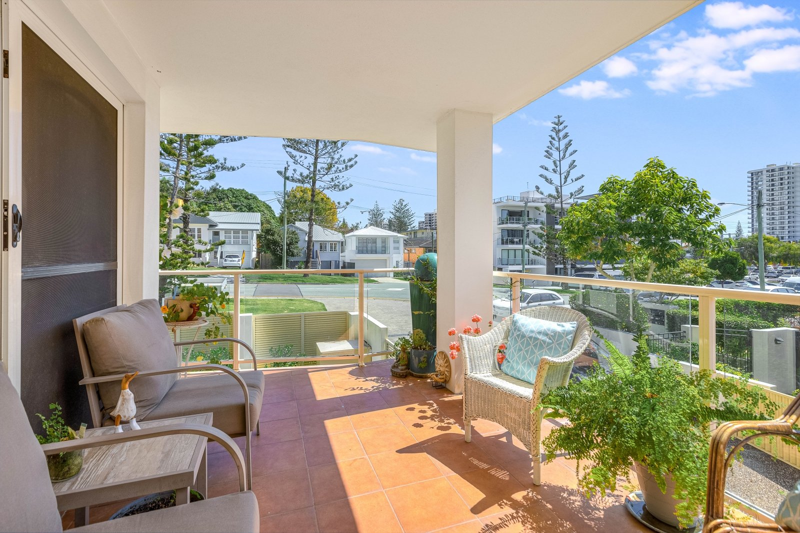 4/24-26 Dutton Street COOLANGATTA 1