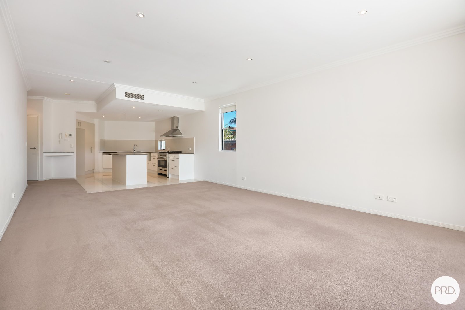 4/24-30 Tarcoola Crescent SURFERS PARADISE 12