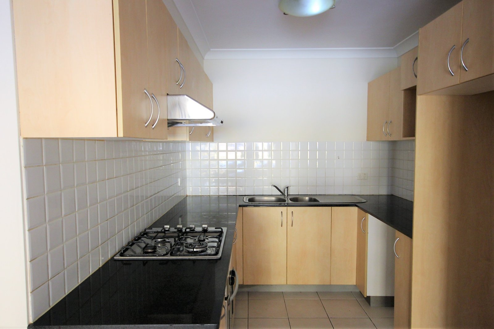4/24 Belgrave Street KOGARAH 2