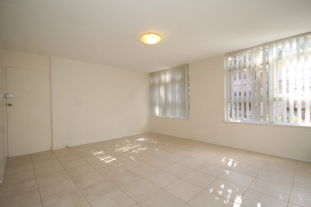 4/24 Clyde Street CROYDON PARK 3