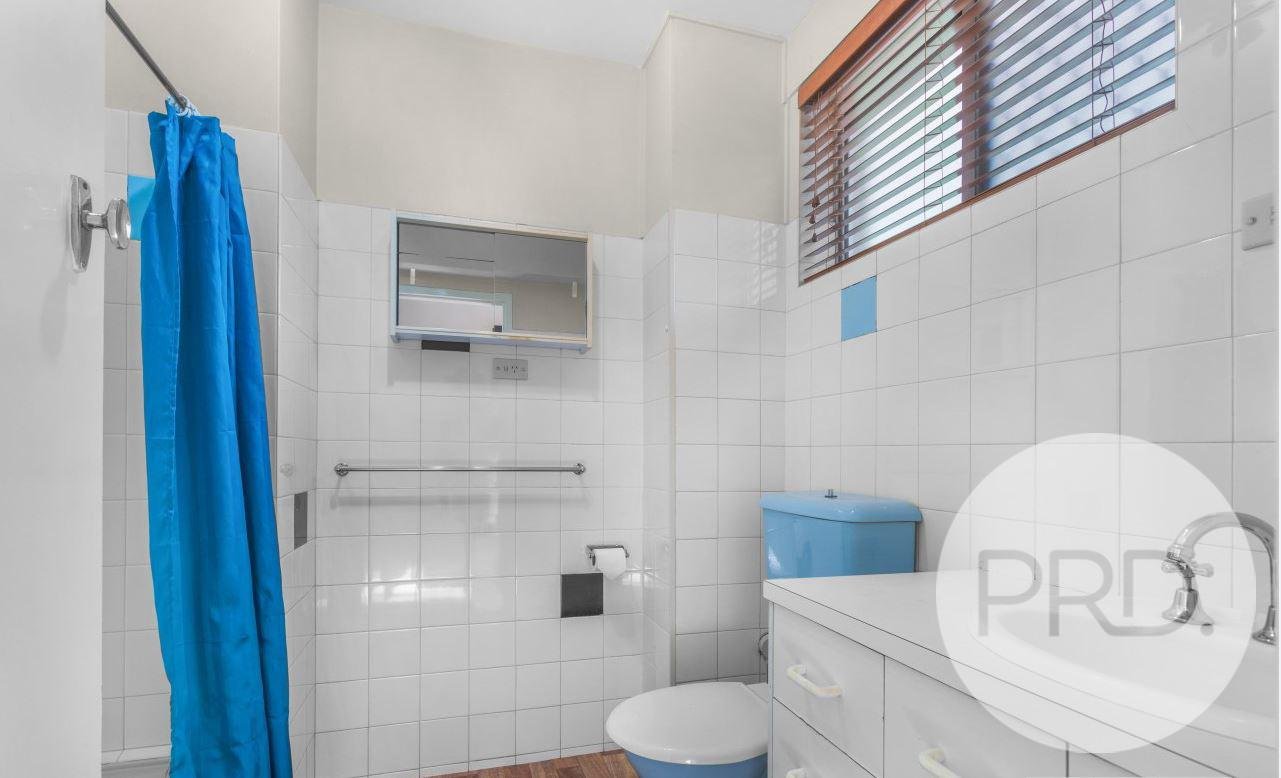 4/24 Crescent Road HAMILTON 9