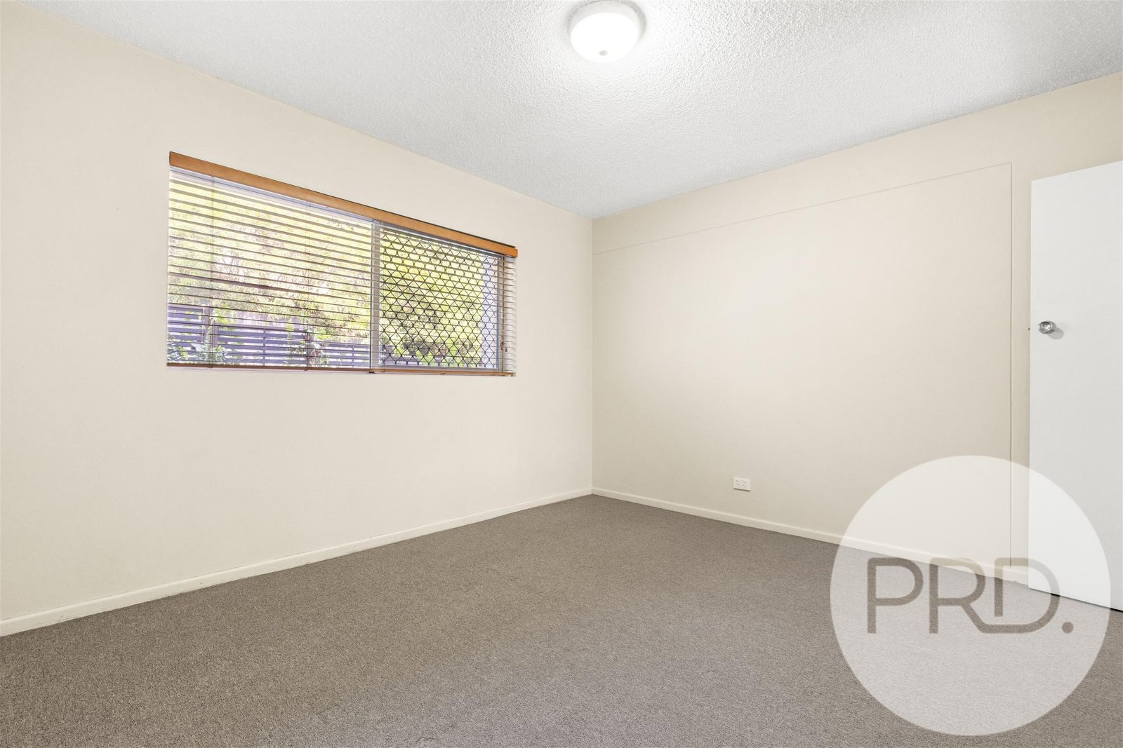 4/24 Crescent Road HAMILTON 7