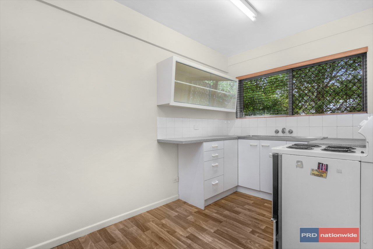 4/24 Crescent Road HAMILTON 5