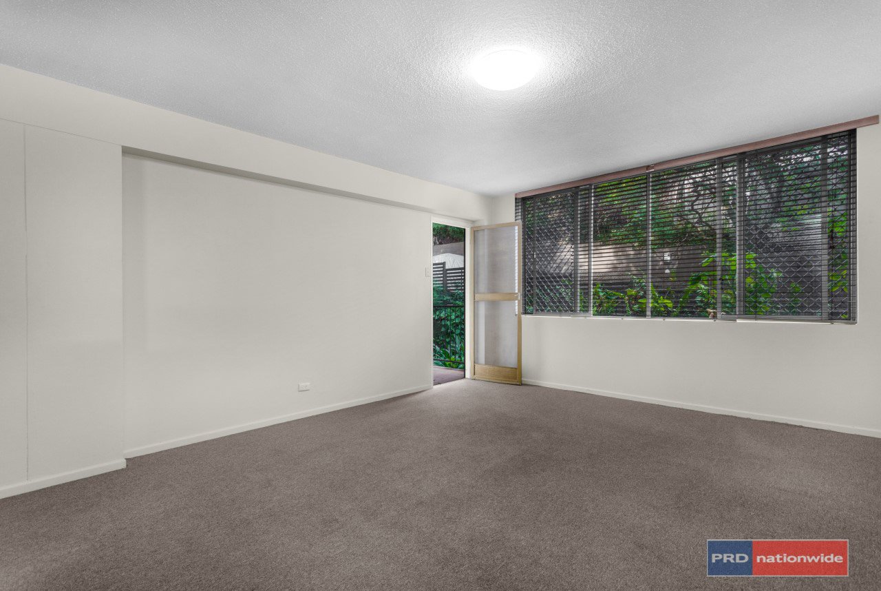 4/24 Crescent Road HAMILTON 9