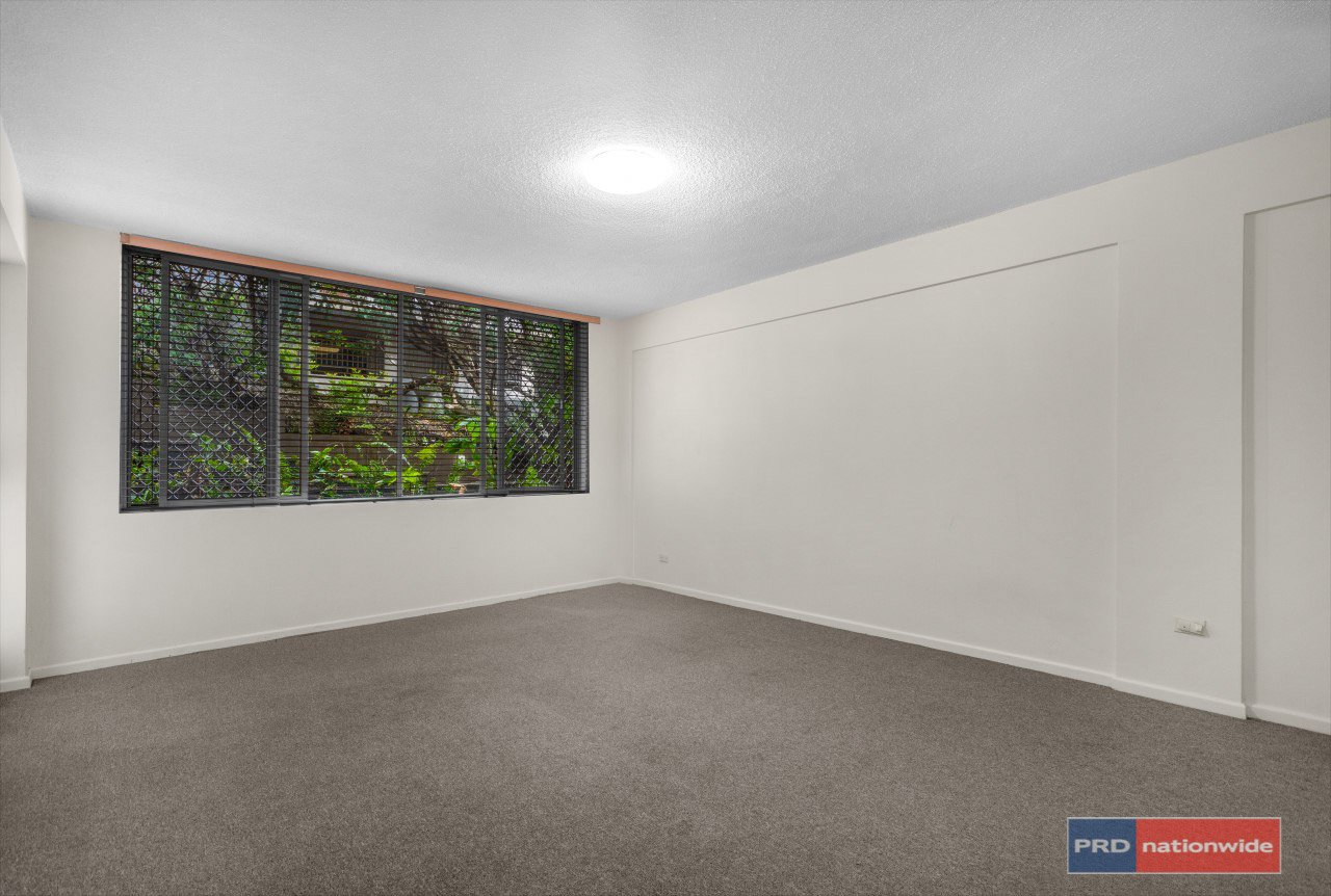 4/24 Crescent Road HAMILTON 10
