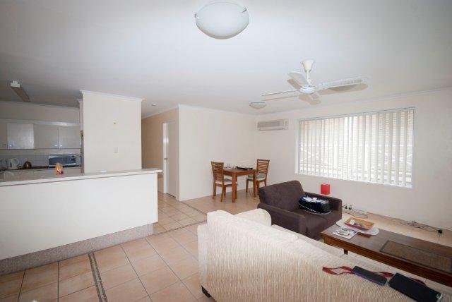 4/24 Frances Street TWEED HEADS 1