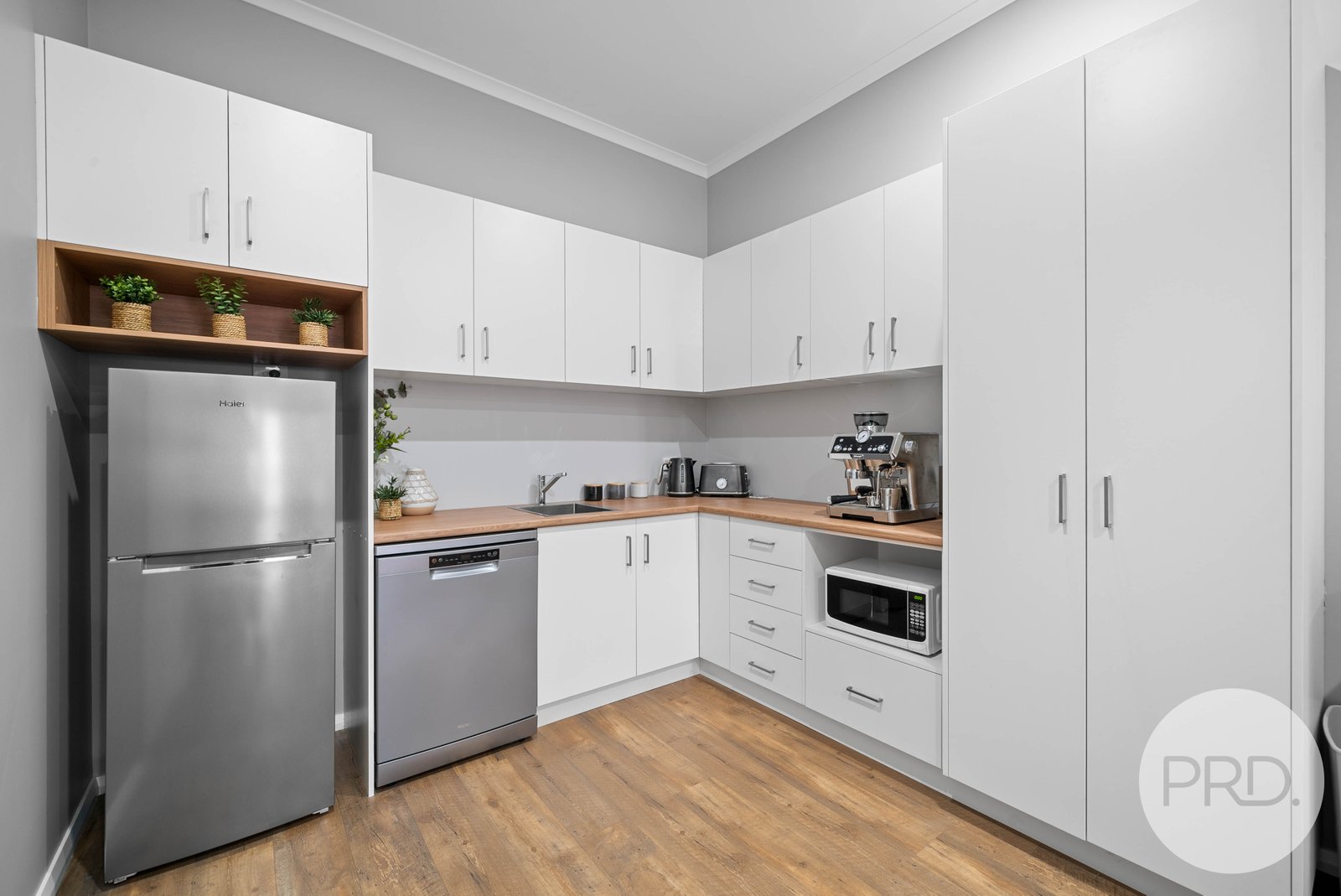 4/24 Houtman Street WAGGA WAGGA 8