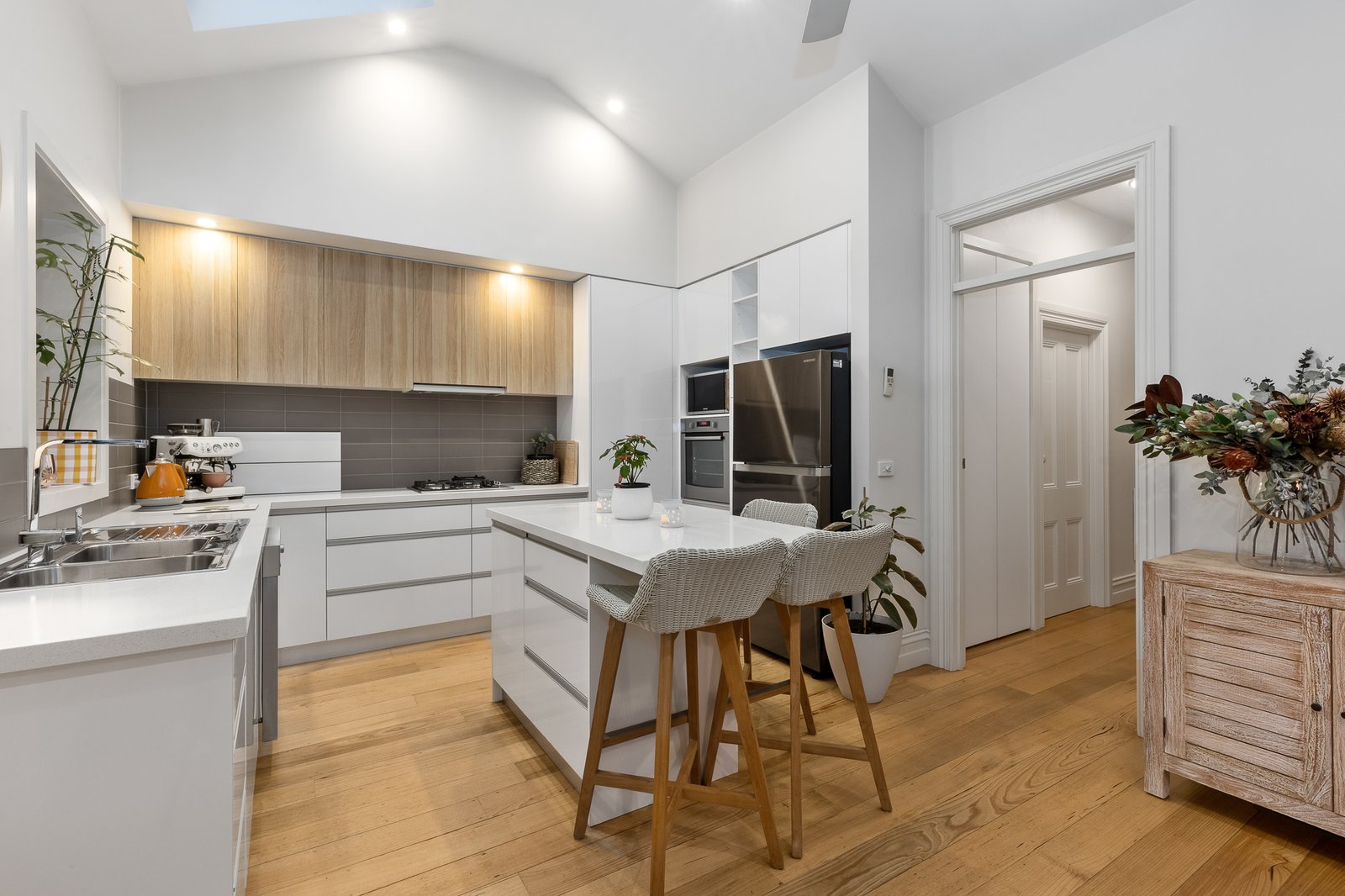 Gallery: 424 Ligar Street