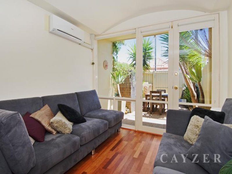 Gallery: 424 Park Street