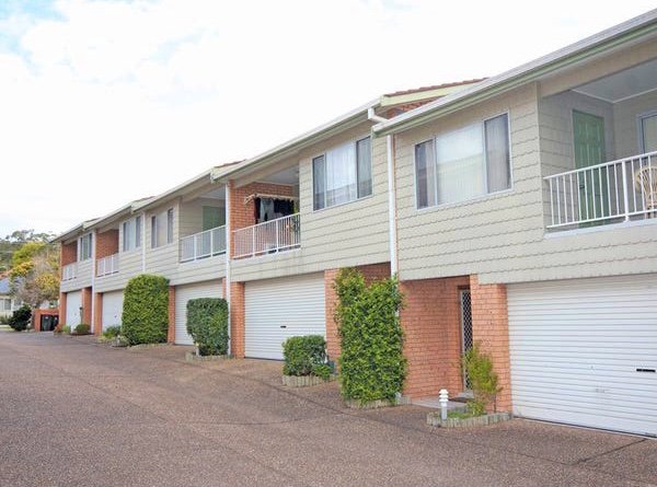4/24 Tomaree Street NELSON BAY 3