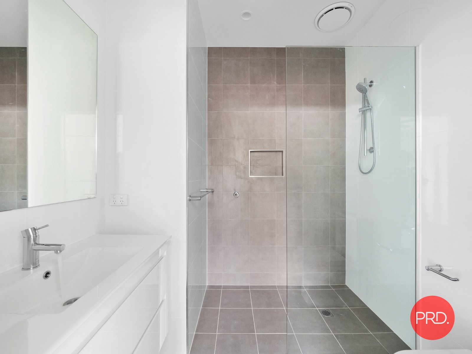 4/245 Harbour Drive COFFS HARBOUR 3