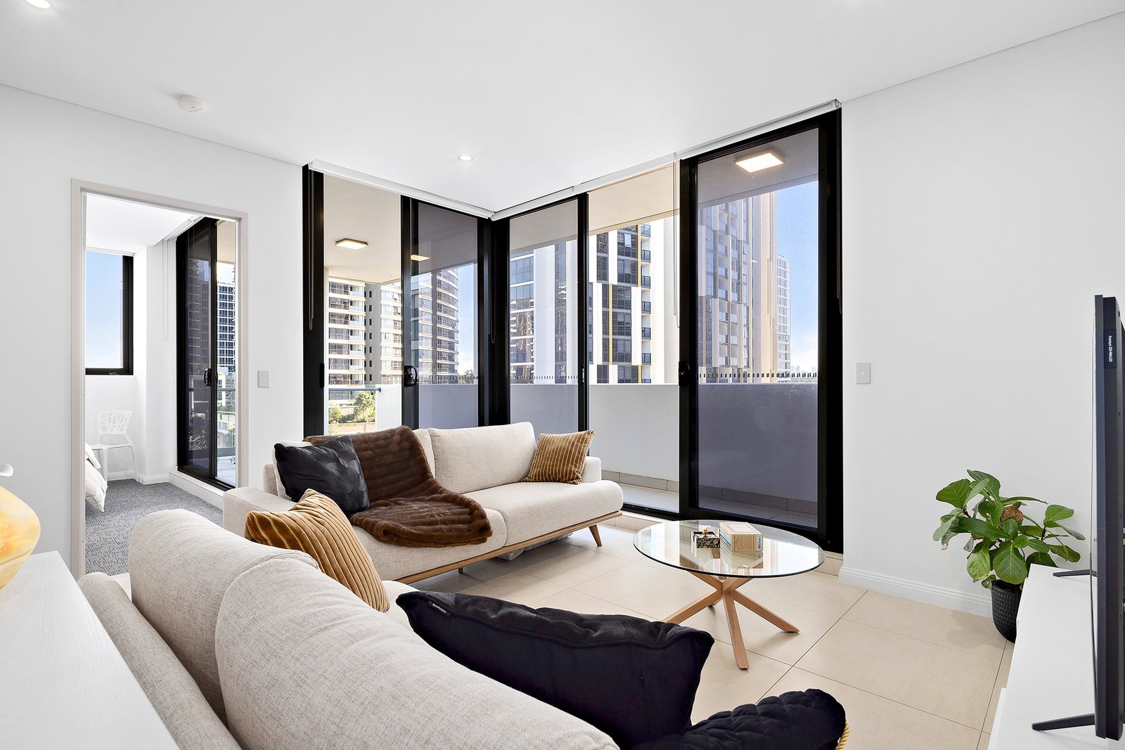 424/8 Studio Drive EASTGARDENS 2