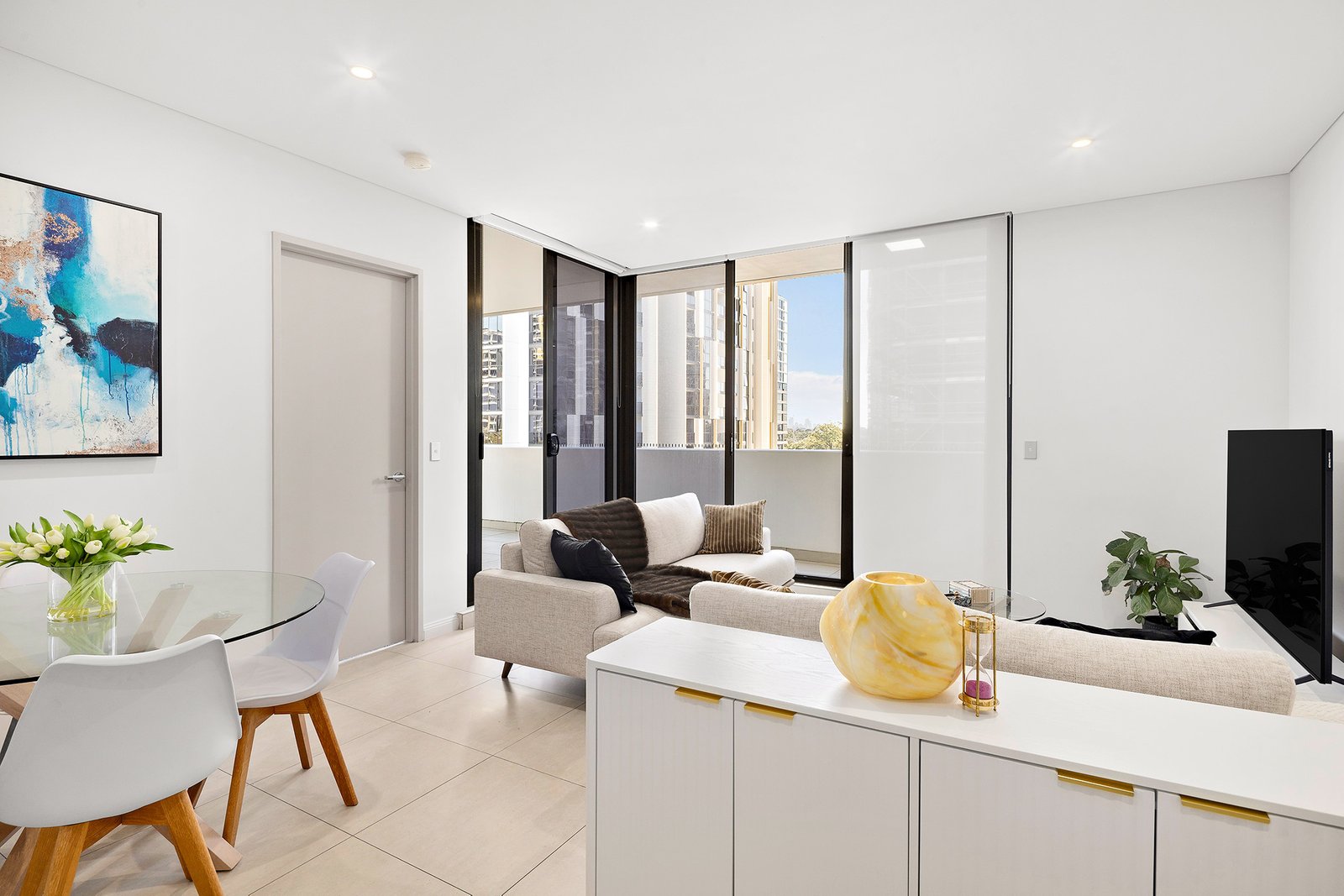 424/8 Studio Drive EASTGARDENS 8