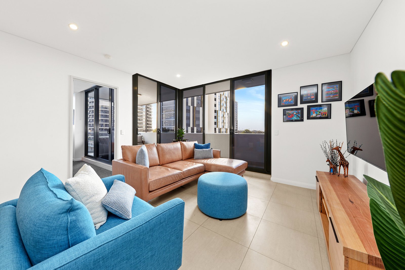 424/8 Studio Drive EASTGARDENS 4