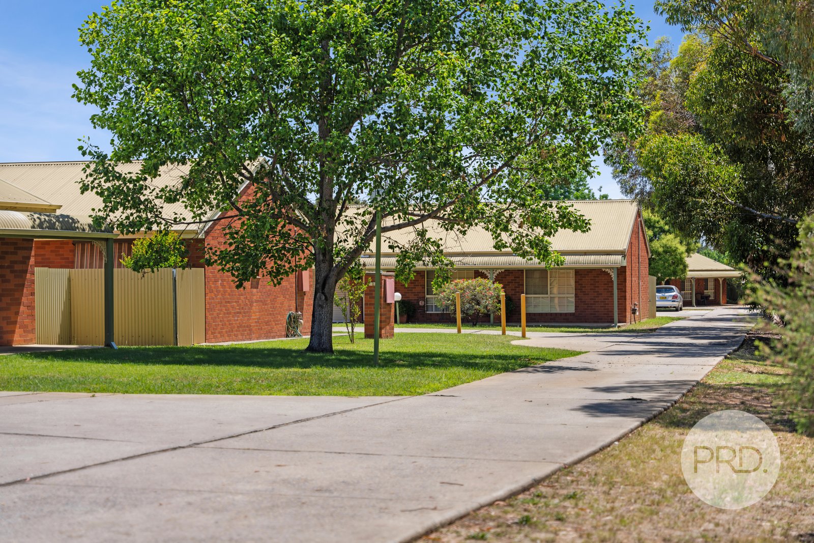 4/25 Darri Street GLENFIELD PARK 2