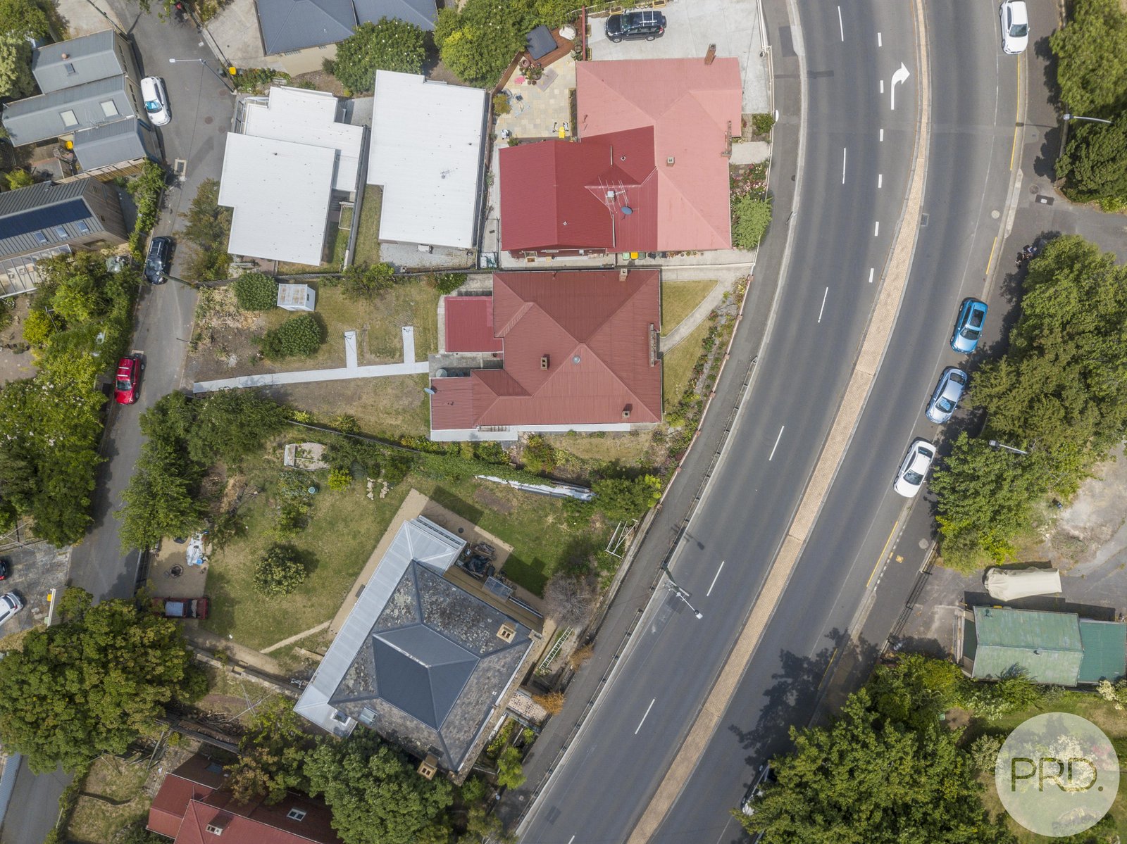 425 Elizabeth Street NORTH HOBART 13